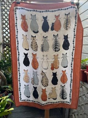 “Cat in Waiting” Irish Linen Tea Towel - Orange Border. 18” x 27”. VGUC